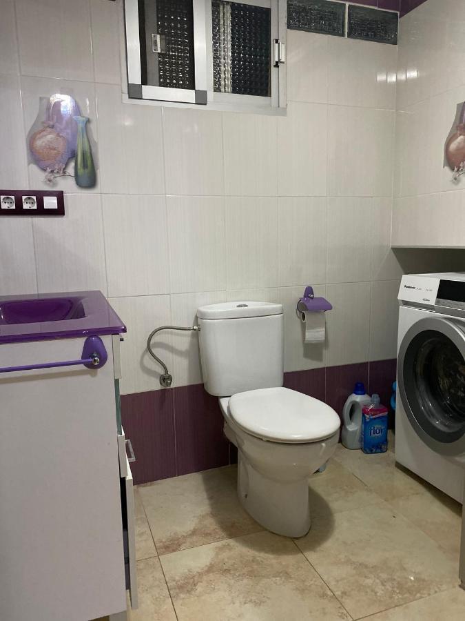 Valencia Cerca Al Puerto Shared Apartment Luaran gambar