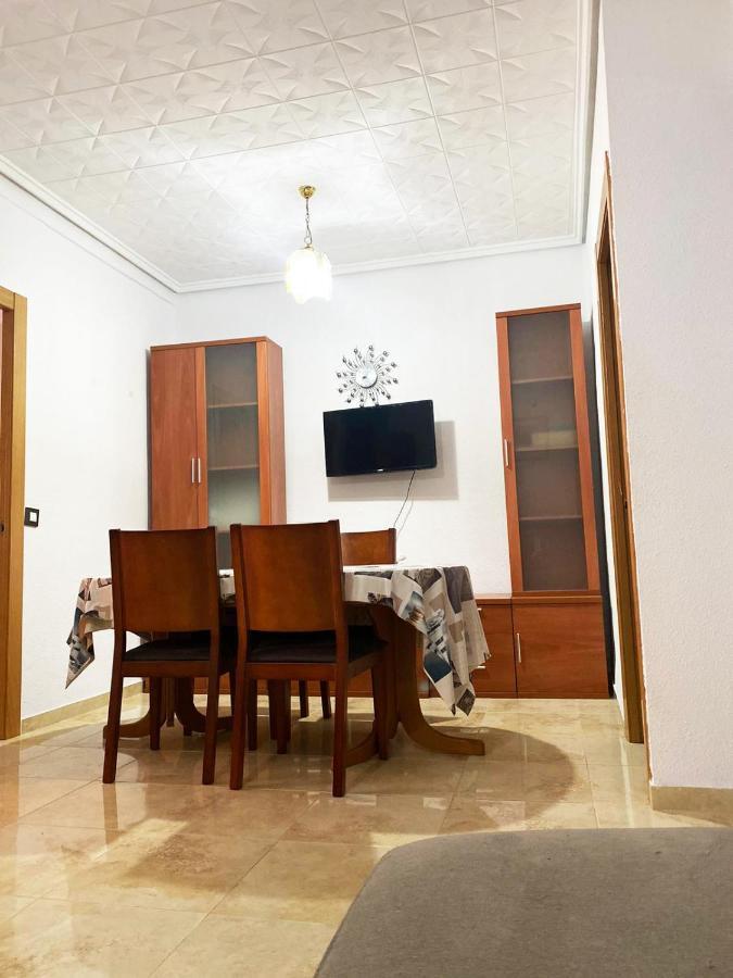Valencia Cerca Al Puerto Shared Apartment Luaran gambar